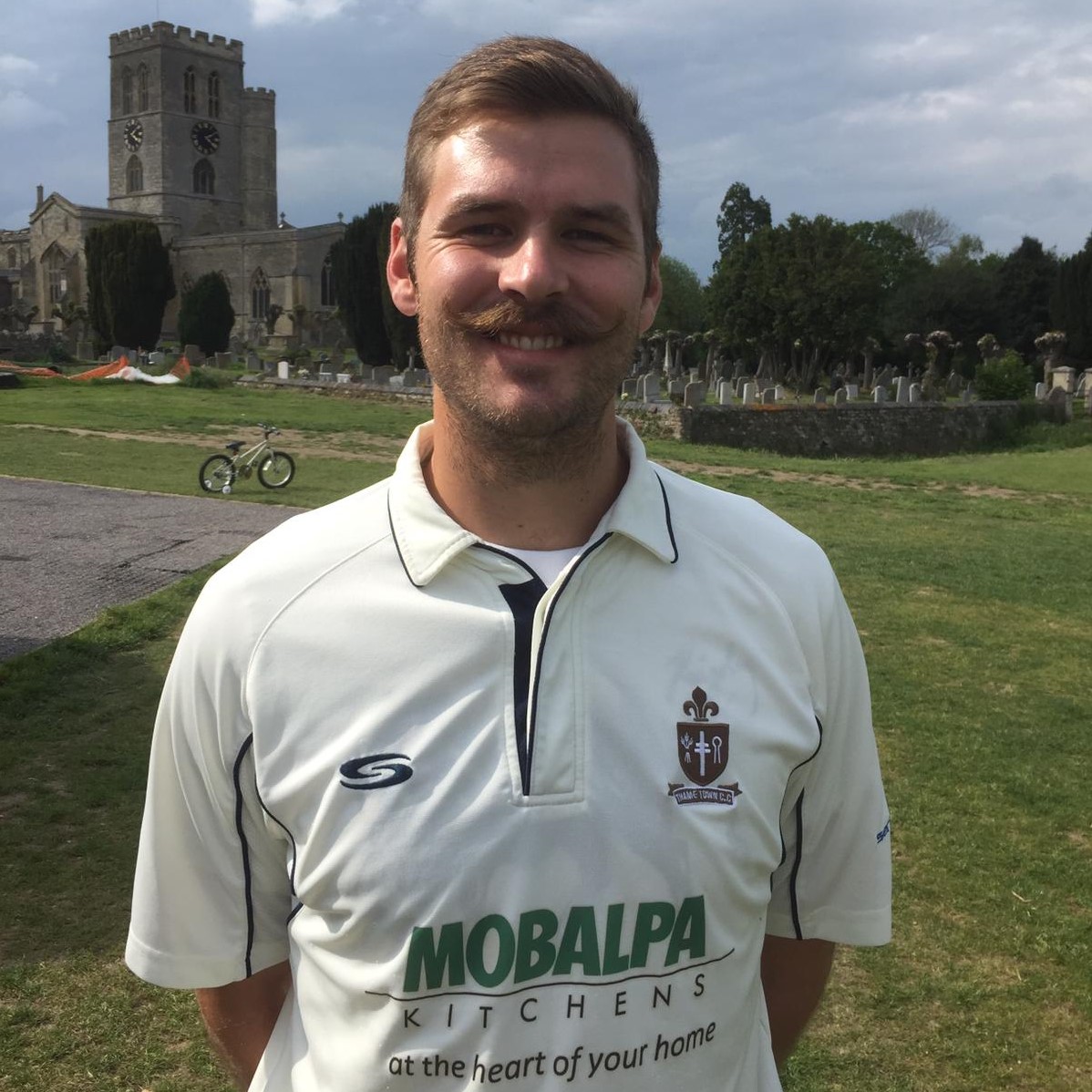 Van Dyk to return for new season! Thame Town Cricket Club